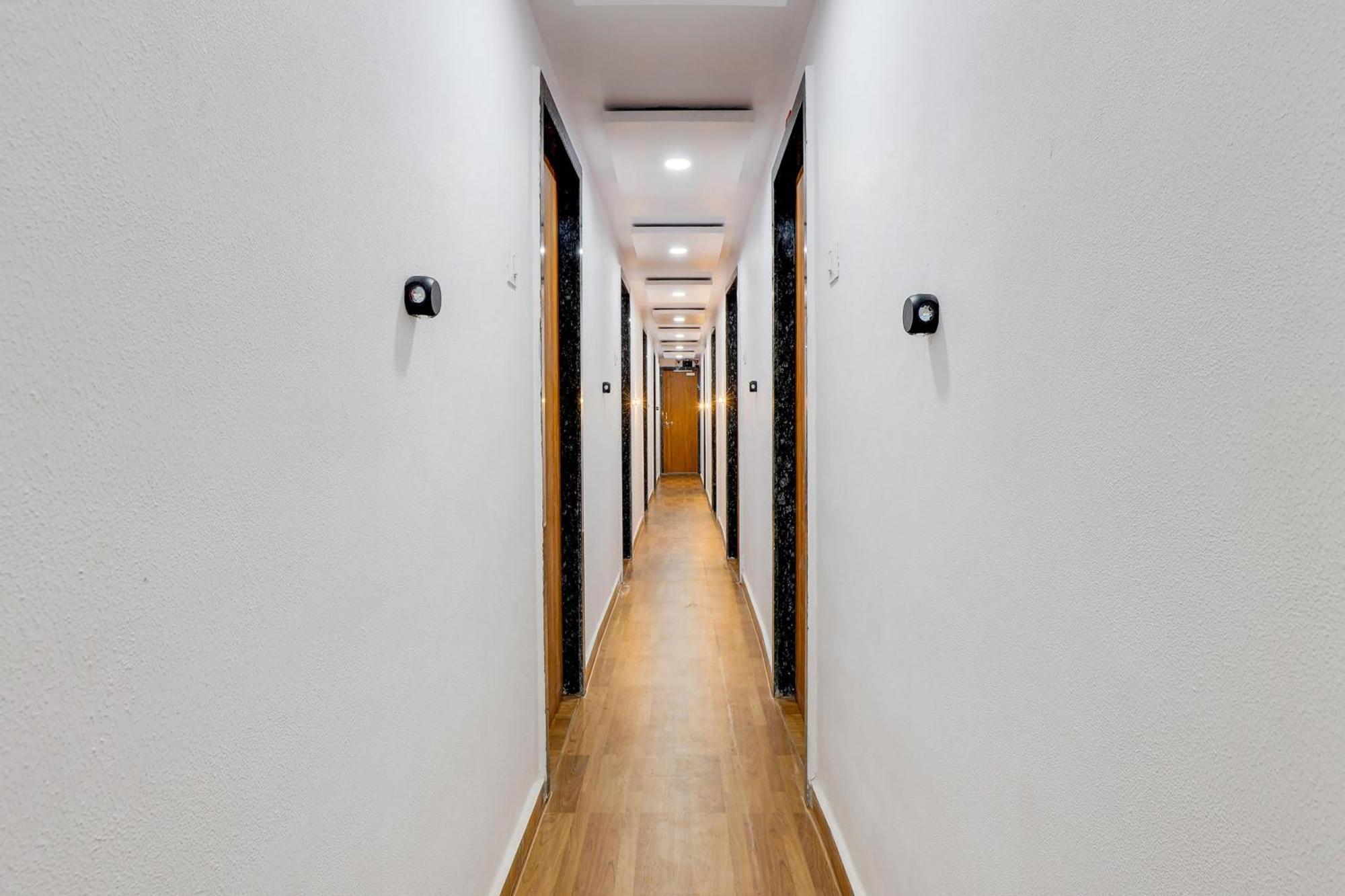 Hotel O Lotus Surat Exterior photo