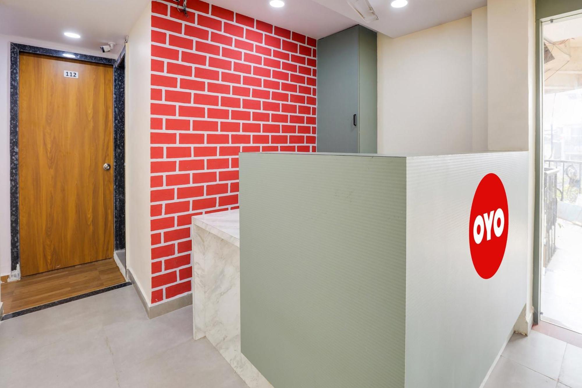 Hotel O Lotus Surat Exterior photo